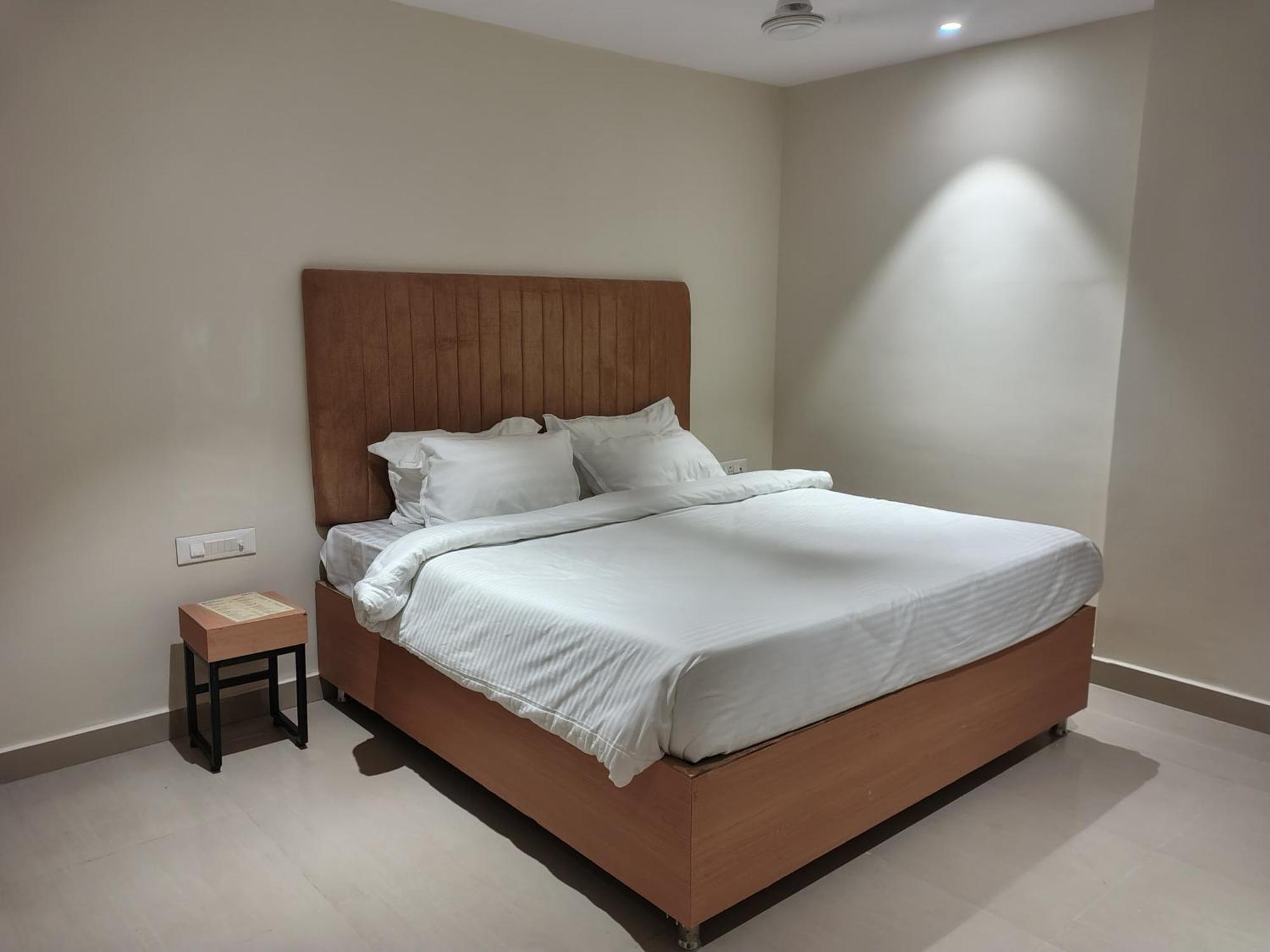 Hotel Blueearth Vizianagaram Exterior photo